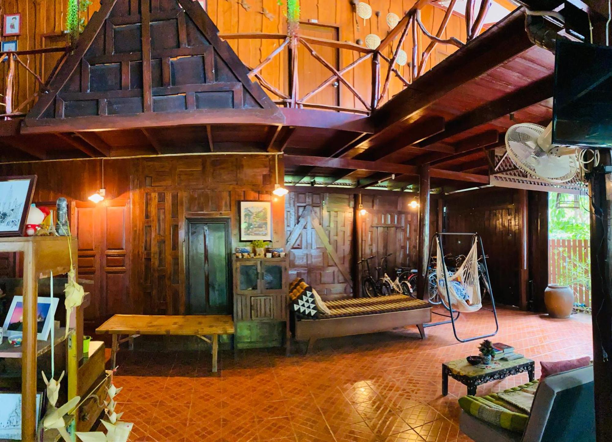 Banthai Guesthouse ペッチャブリー エクステリア 写真